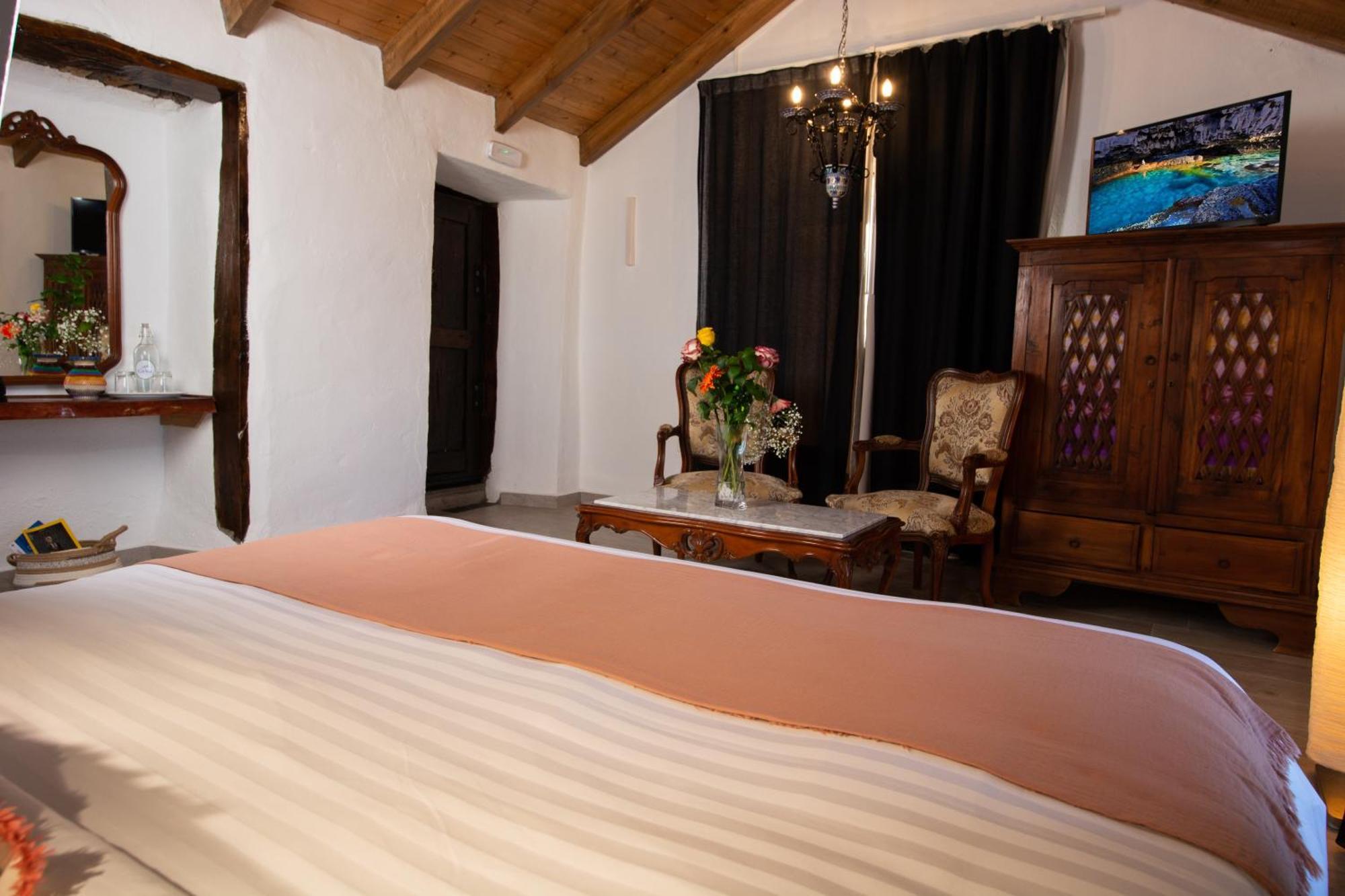 Geko Hotels Los Llanillos 外观 照片
